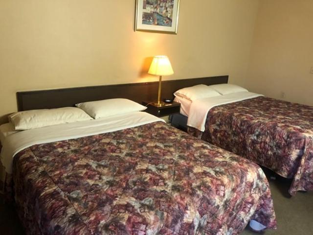 Sundre Parkwood Motor Inn المظهر الخارجي الصورة