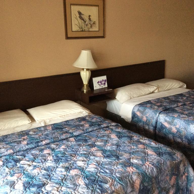 Sundre Parkwood Motor Inn المظهر الخارجي الصورة